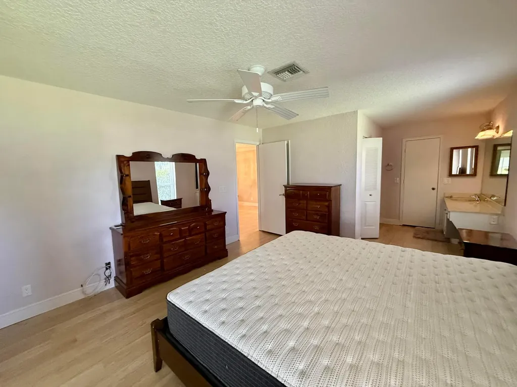 1460 NW 19th Terrace Delray Beach FL 33445