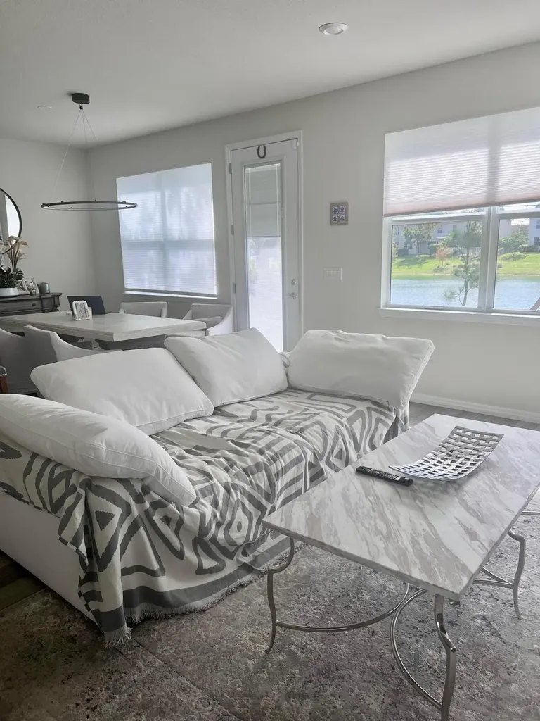 4924 Greenway Drive Hollywood FL 33021