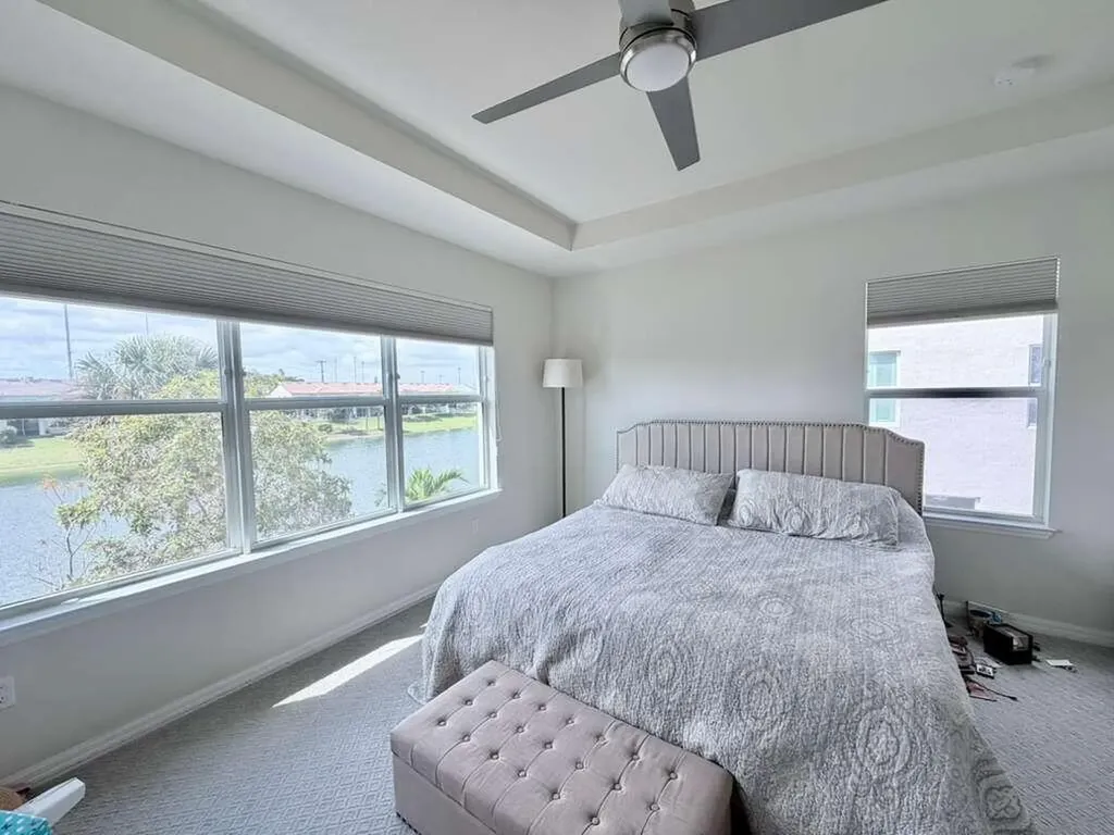 4924 Greenway Drive Hollywood FL 33021