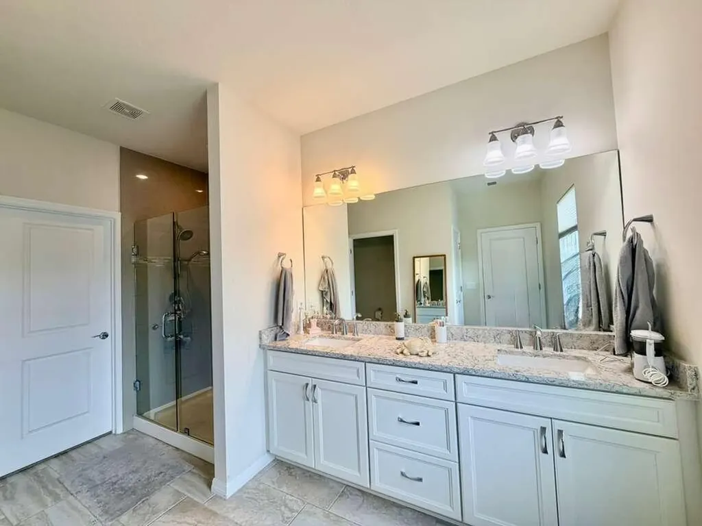 4924 Greenway Drive Hollywood FL 33021
