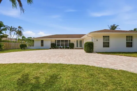 359 Country Club Drive Tequesta FL 33469