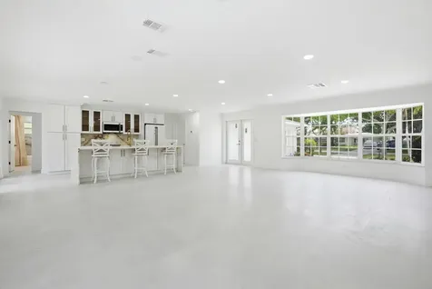 359 Country Club Drive Tequesta FL 33469