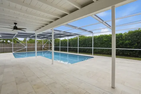359 Country Club Drive Tequesta FL 33469
