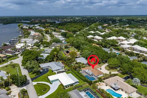 359 Country Club Drive Tequesta FL 33469