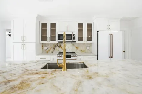 359 Country Club Drive Tequesta FL 33469