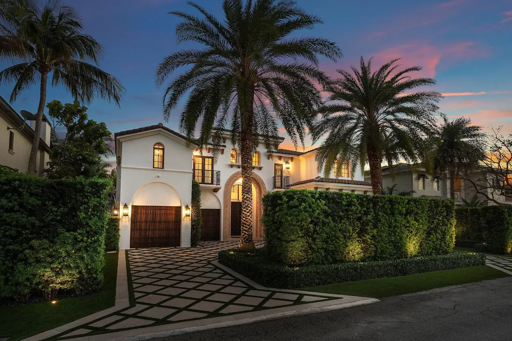 520 NE Waterway Lane Boca Raton FL 33432