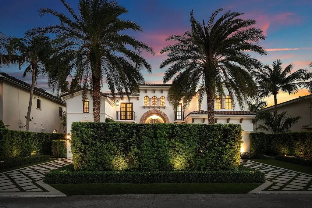 520 NE Waterway Lane Boca Raton FL 33432