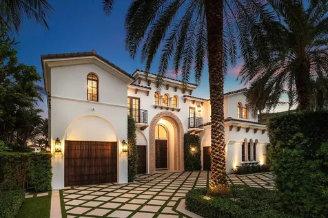 520 NE Waterway Lane Boca Raton FL 33432