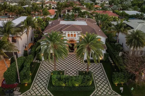 520 NE Waterway Lane Boca Raton FL 33432