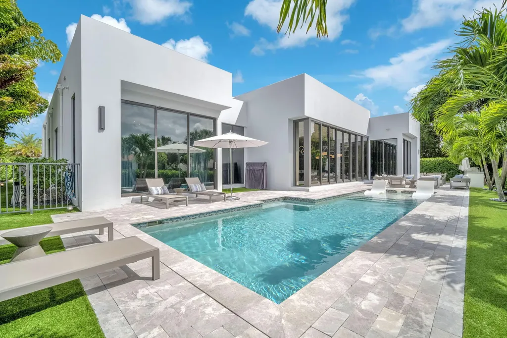 17787 Scarsdale Way Boca Raton FL 33496