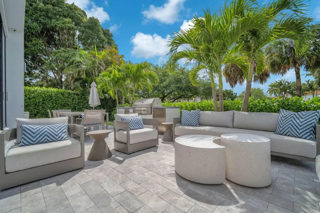 17787 Scarsdale Way Boca Raton FL 33496