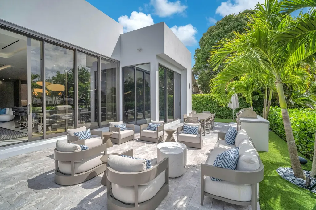 17787 Scarsdale Way Boca Raton FL 33496
