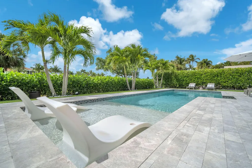 17787 Scarsdale Way Boca Raton FL 33496