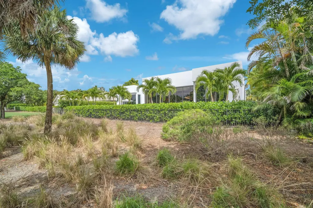 17787 Scarsdale Way Boca Raton FL 33496