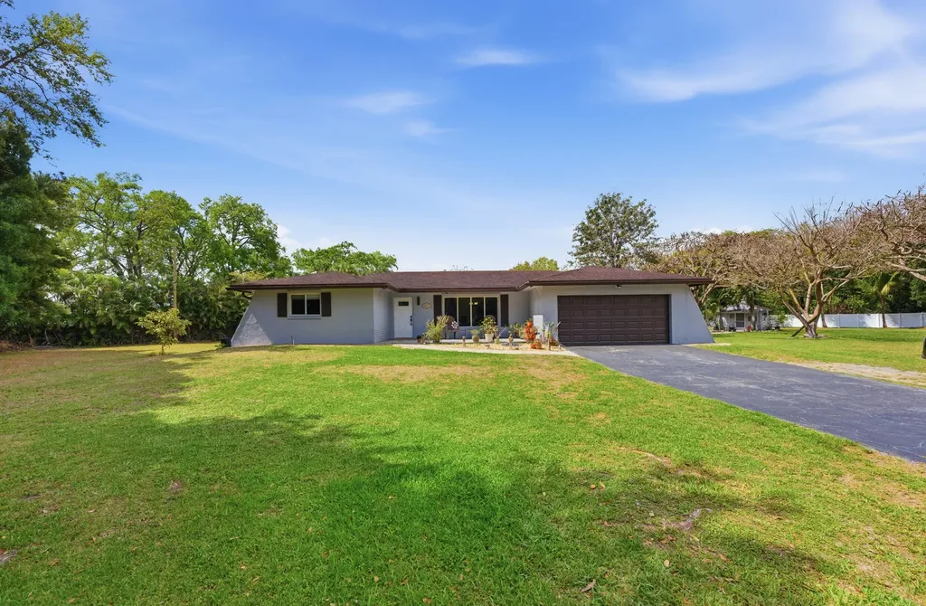 14290 SW 31st Court Davie FL 33330