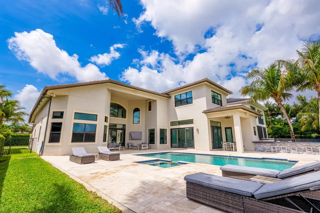 9801 Rennes Lane Delray Beach FL 33446