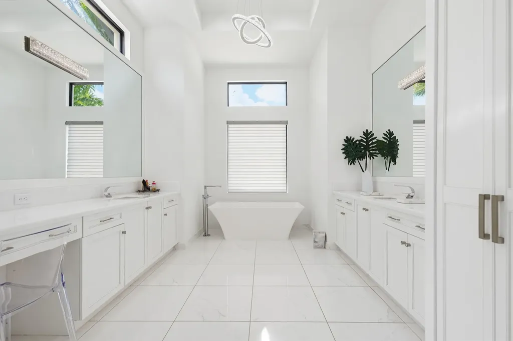 9801 Rennes Lane Delray Beach FL 33446