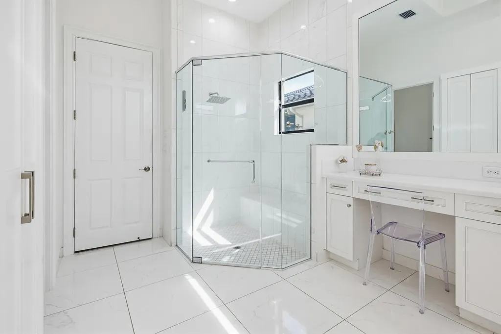 9801 Rennes Lane Delray Beach FL 33446