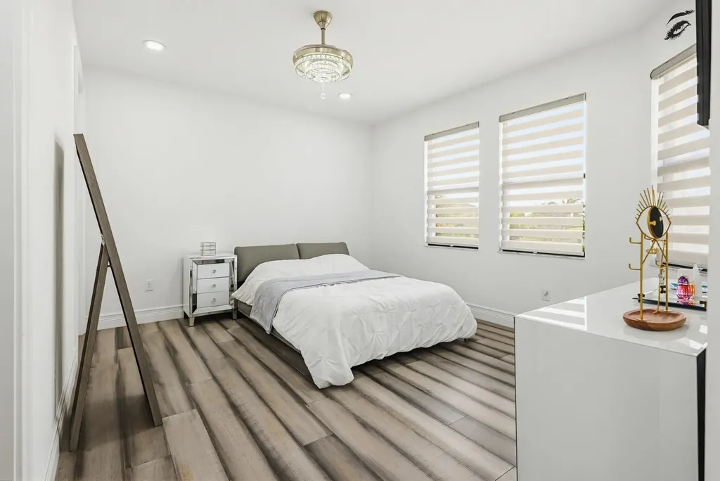 9801 Rennes Lane Delray Beach FL 33446