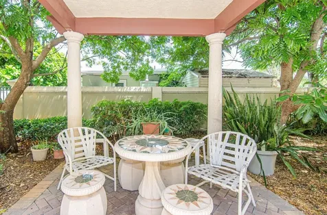 531 S Federal Highway Lake Worth Beach FL 33460