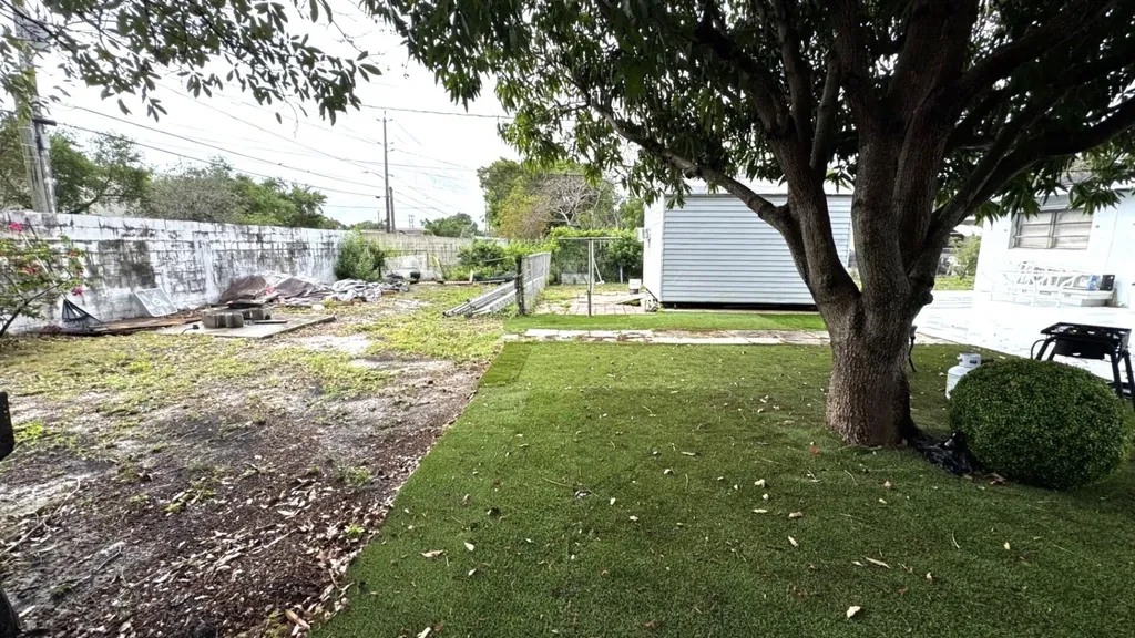 1314 S H Street Lake Worth Beach FL 33460