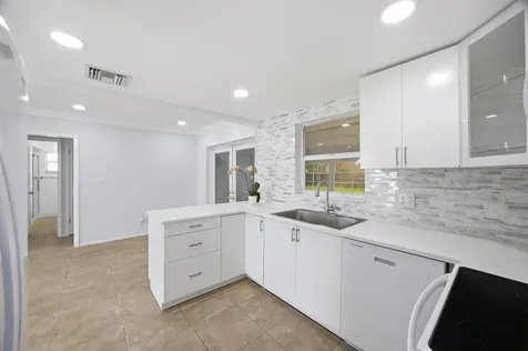 226 SW Reynolds Avenue Port St Lucie FL 34983