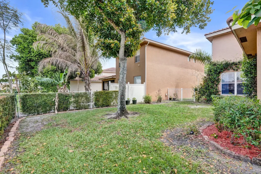 6591 Traveler Road West Palm Beach FL 33411