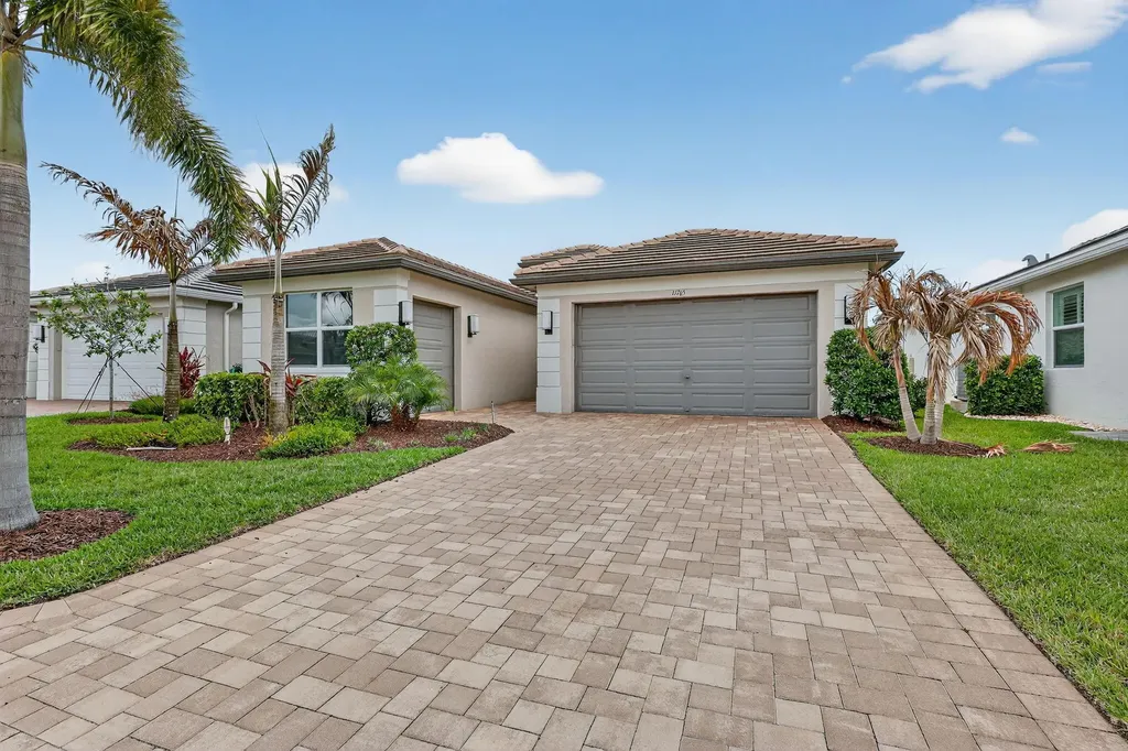 11765 SW Poseidon Way Port St Lucie FL 34987