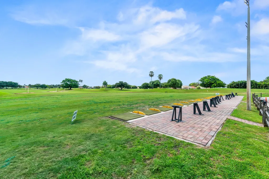 5053 Prairie Dunes Village Circle Lake Worth FL 33463
