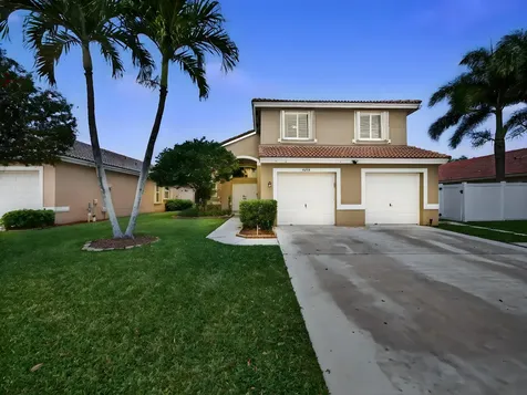 5053 Prairie Dunes Village Circle Lake Worth FL 33463