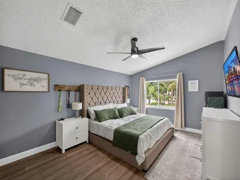 5053 Prairie Dunes Village Circle Lake Worth FL 33463
