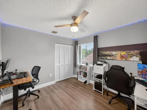 5053 Prairie Dunes Village Circle Lake Worth FL 33463