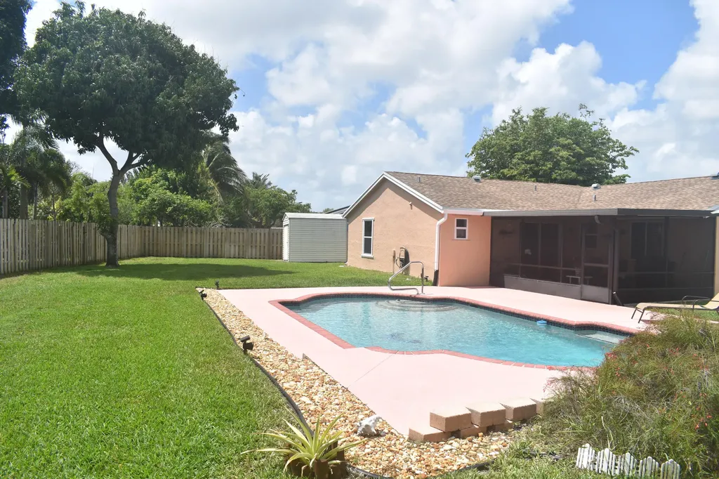 5034 Mark Drive Boynton Beach FL 33472
