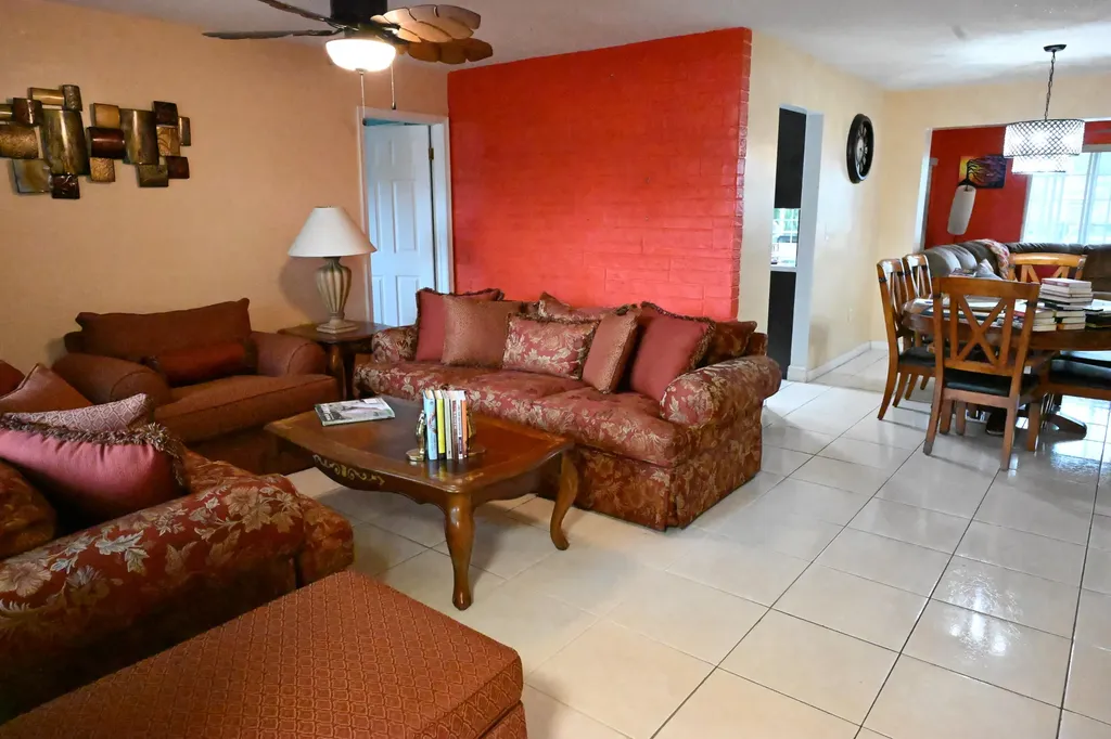 8610 NW 27th Place Sunrise FL 33322