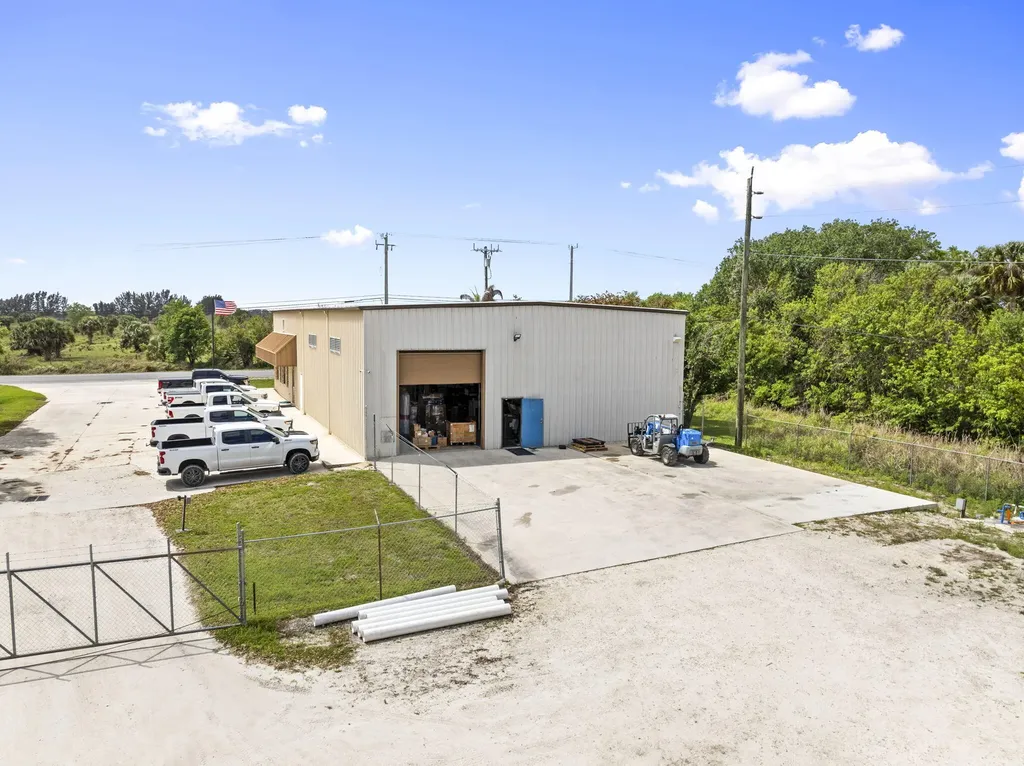 16050 Orange Avenue Fort Pierce FL
