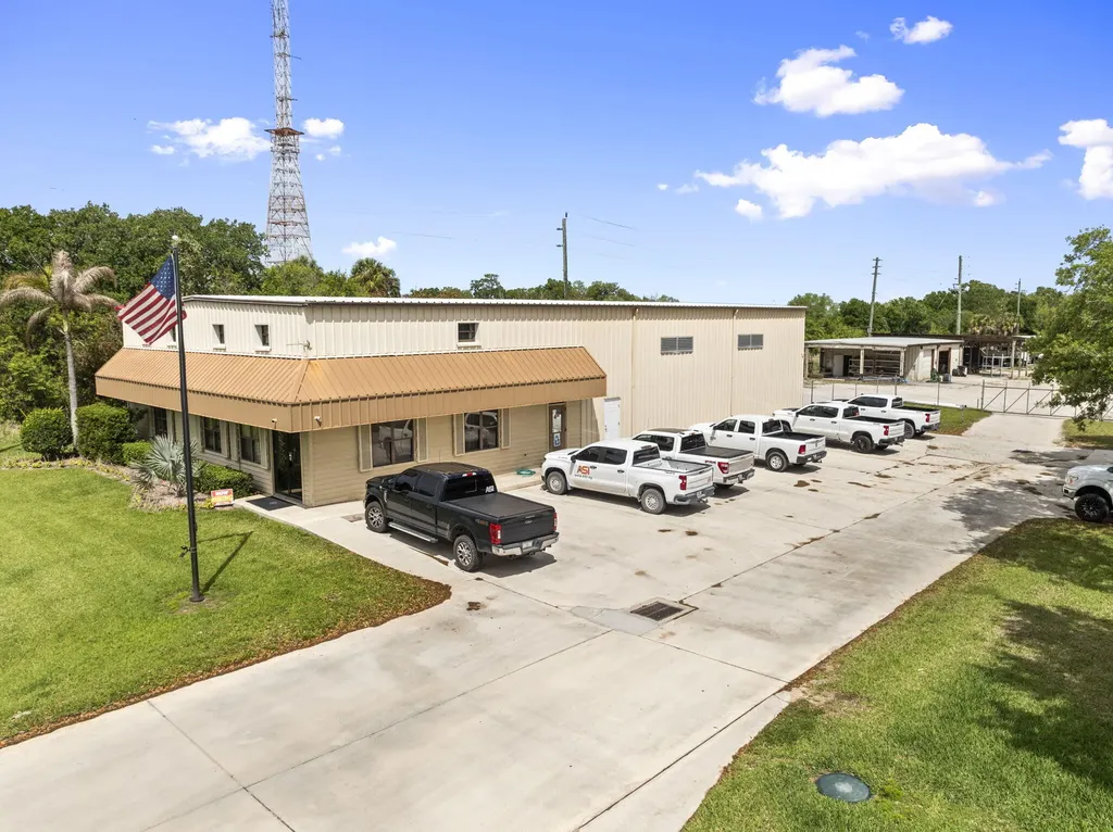 16050 Orange Avenue Fort Pierce FL