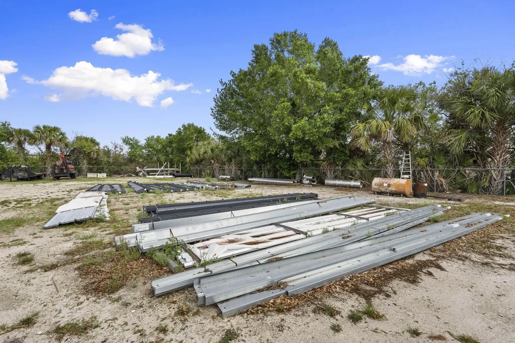 16050 Orange Avenue Fort Pierce FL