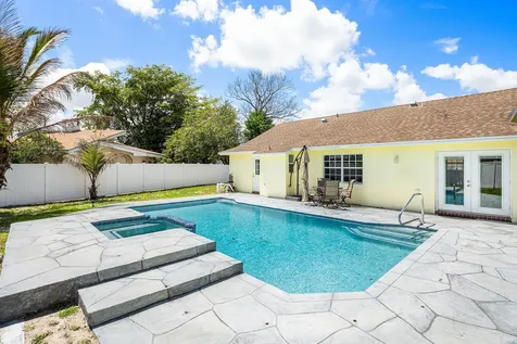 246 Natchez Court Royal Palm Beach FL 33411