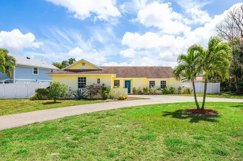 246 Natchez Court Royal Palm Beach FL 33411
