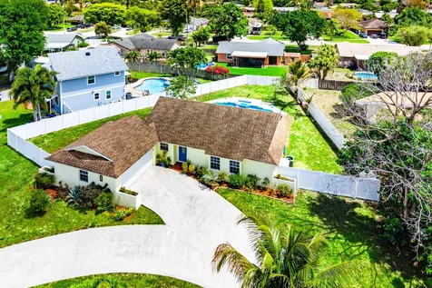 246 Natchez Court Royal Palm Beach FL 33411