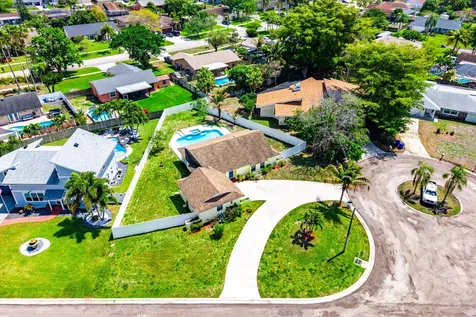 246 Natchez Court Royal Palm Beach FL 33411