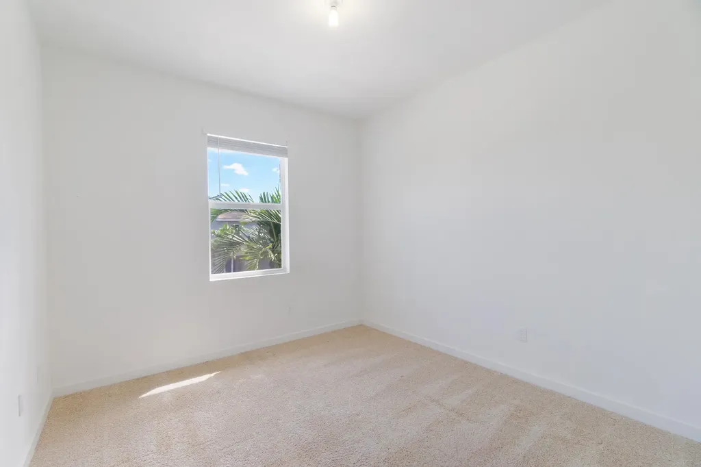 8618 Via Mar Rosso Lake Worth FL 33467