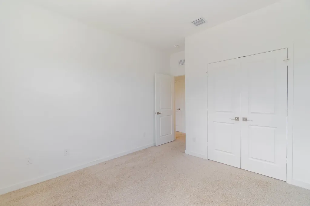 8618 Via Mar Rosso Lake Worth FL 33467