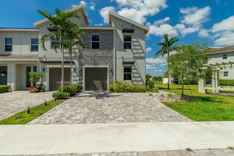 8618 Via Mar Lake Worth FL 33467