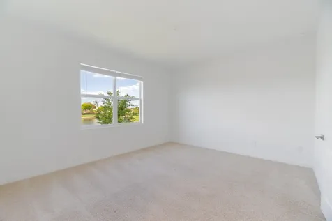 8618 Via Mar Lake Worth FL 33467
