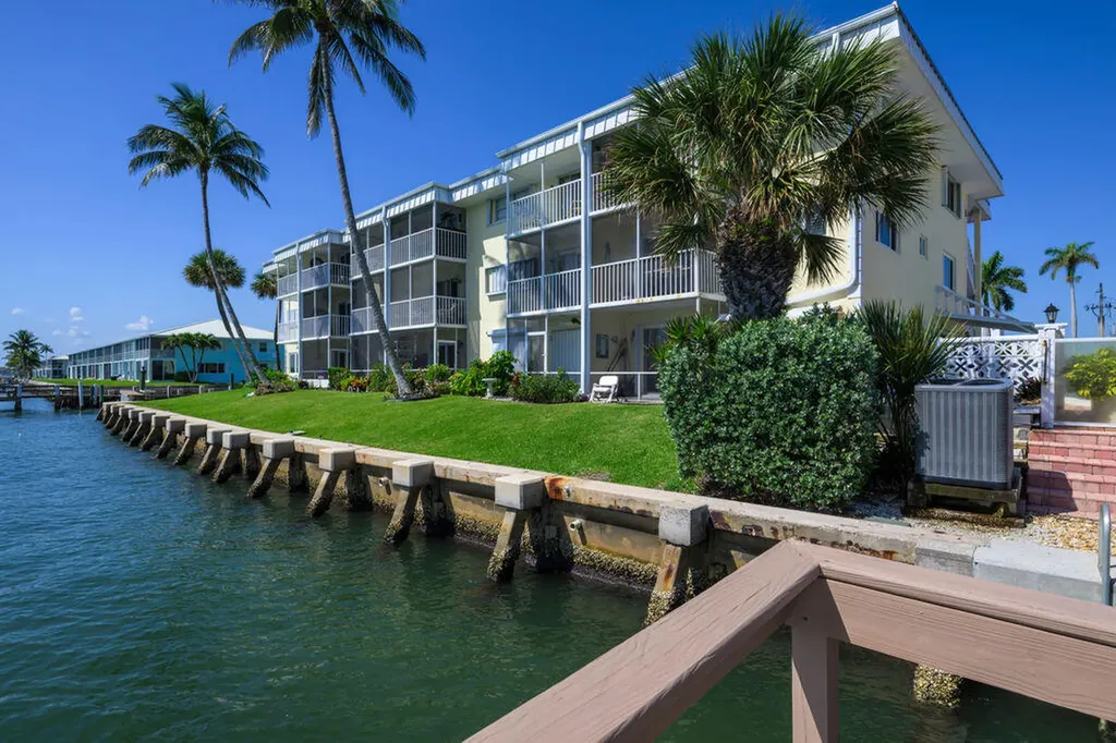 101 Doolen Court North Palm Beach FL 33408