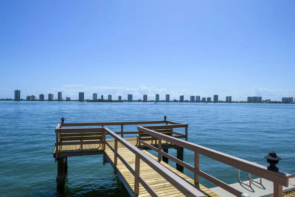 101 Doolen Court North Palm Beach FL 33408
