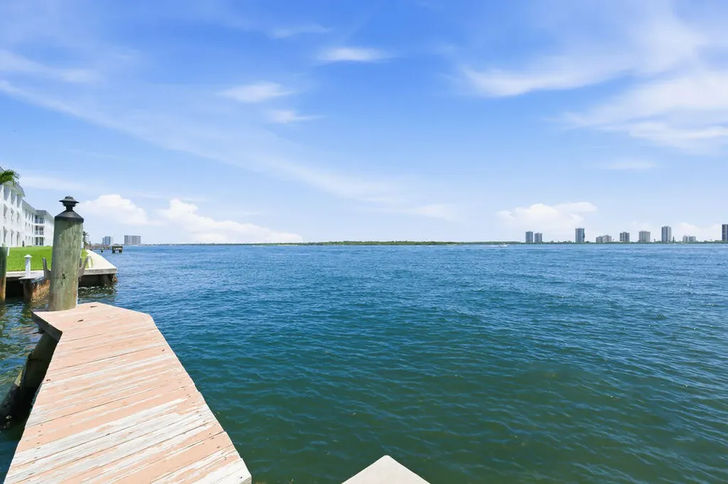 101 Doolen Court North Palm Beach FL 33408