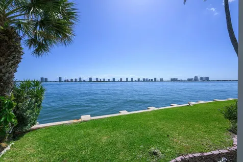 101 Doolen Court North Palm Beach FL 33408