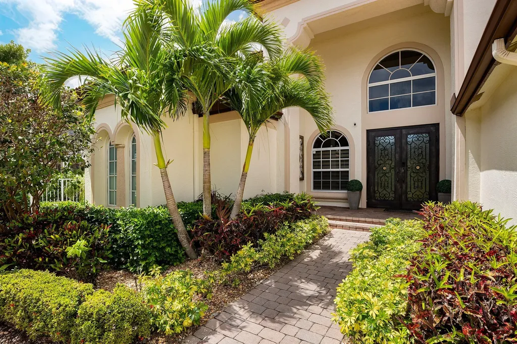 7256 Vía Abruzzi Wellington FL 33467